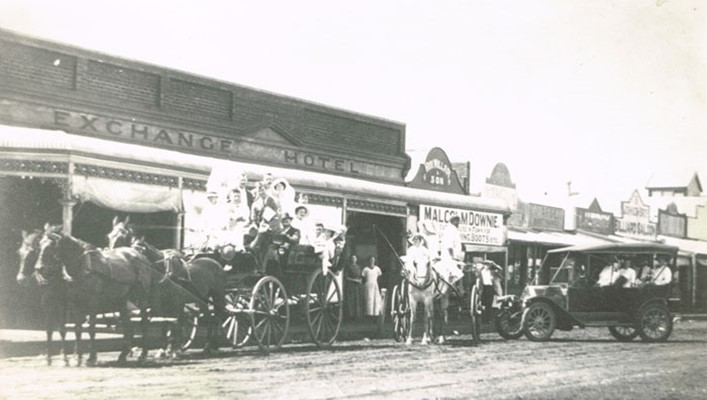 Exchange Hotel - The Exchange Hotel in 1913 when it was