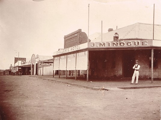 John Minogue purchased the hotel from the Andresens in December 1905.
