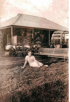 Andresens' Residence - Minnie Millar in 1934 at Desdemona