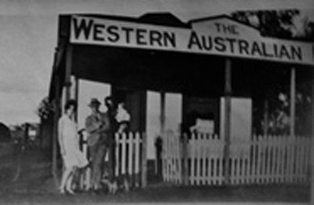 The Bank of Western Australia was a timber and iron building erected on this site in 1901.