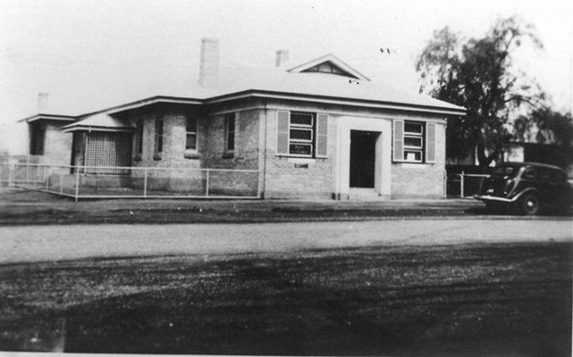 The National Bank of Australasia moved to this Site in 1944.